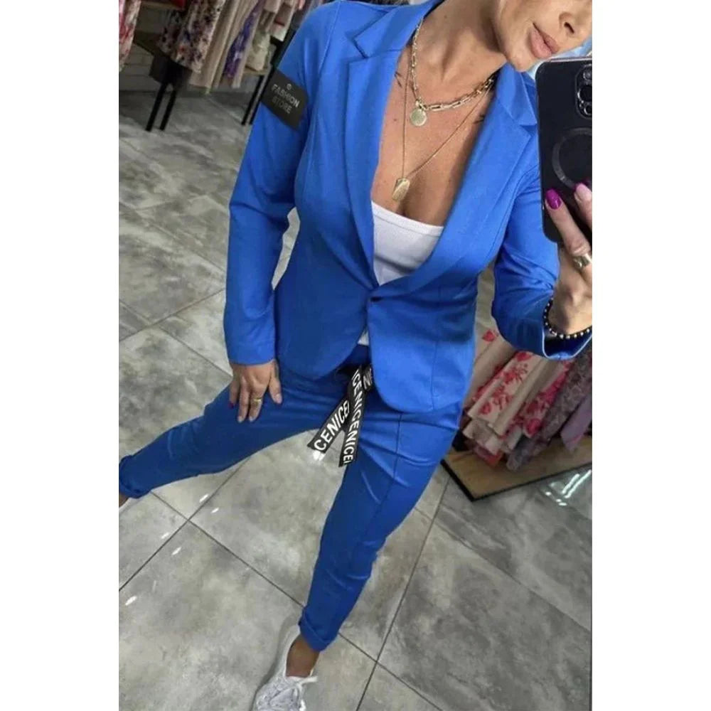 Ensemble blazer & pantalon souple – Confort&Classe