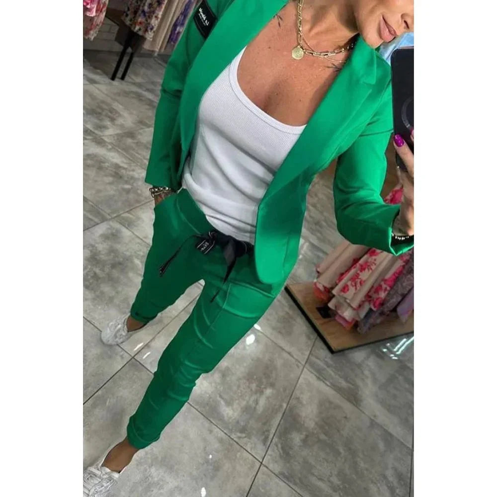 Ensemble blazer & pantalon souple – Confort&Classe