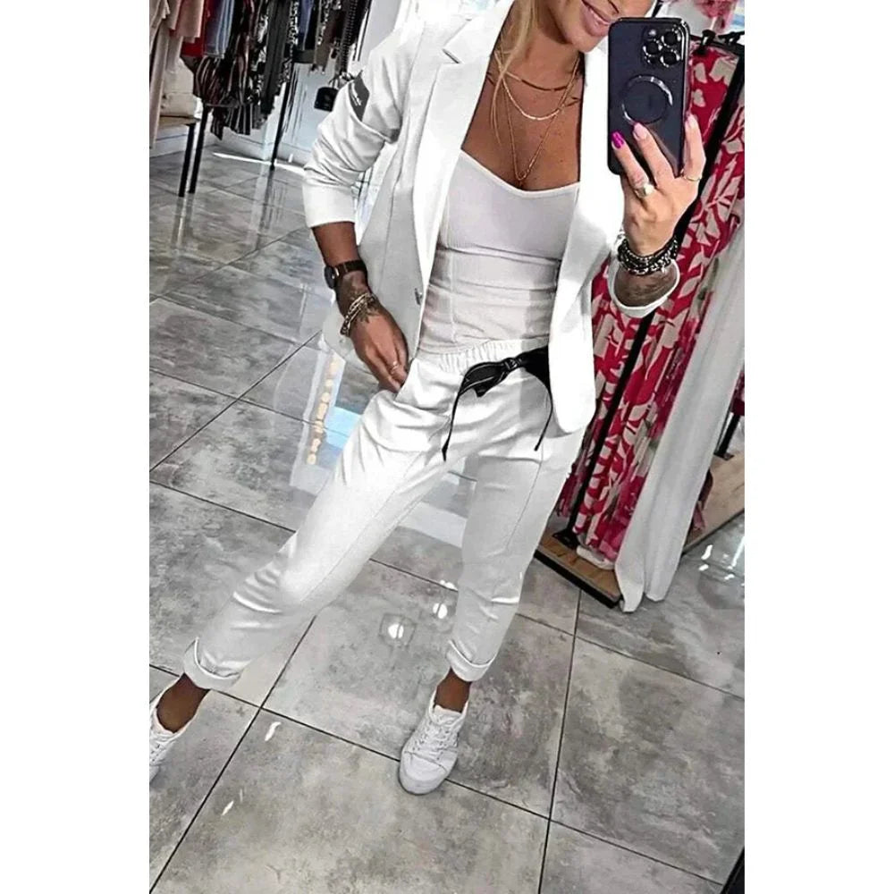 Ensemble blazer & pantalon souple – Confort&Classe