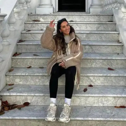 Veste polaire oversize – confort hivernal & allure tendance