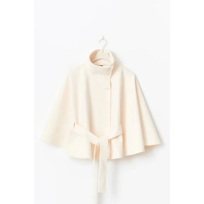 Manteau cape ceinturé - Élance ta silhouette en un geste