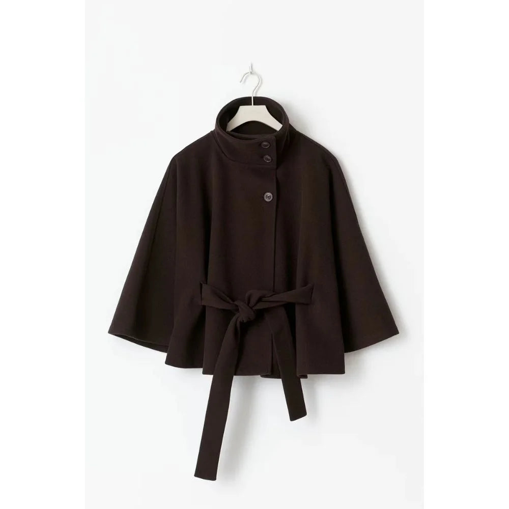 Manteau cape ceinturé - Élance ta silhouette en un geste