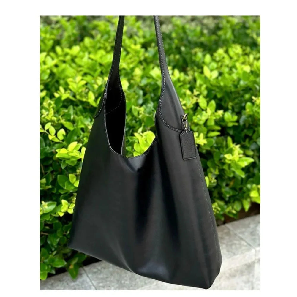 Sac Porté Épaule Chic - Look Sobre & Pratique au Quotidien
