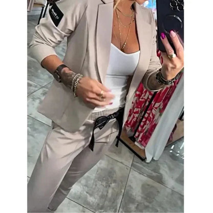 Ensemble blazer & pantalon souple – Confort&Classe