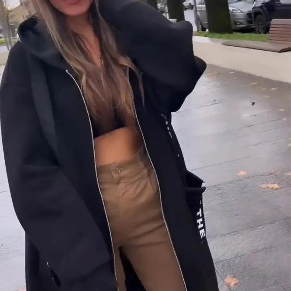 Sweat long à capuche femme – Coupe oversize & Allure moderne
