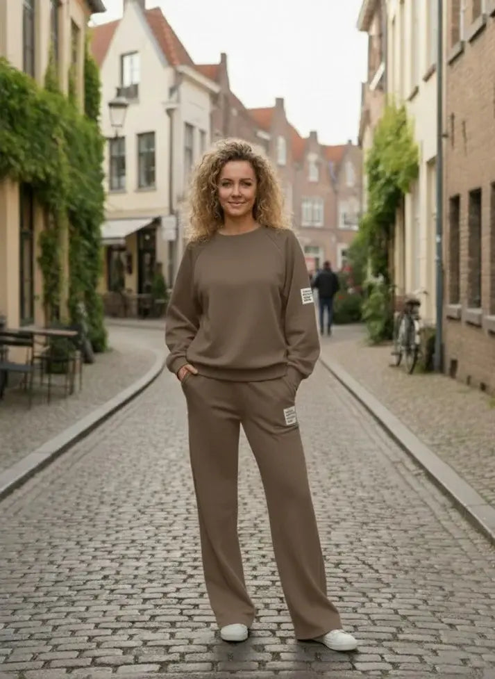 Ensemble Détente Femme – Confort Moderne & Style Décontracté (Loungewear)